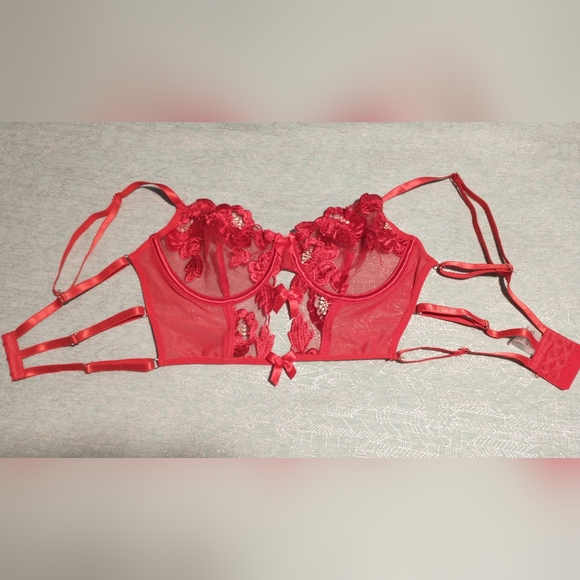 Strappy Floral Lingerie Bra - Picture 3 of 4